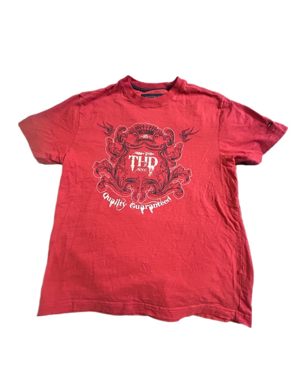 Tommy Hilfiger Denim Embroidery Red Graphic Tee Center Crest Design T-shirt
